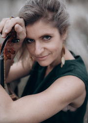 Gabriela  Vermelho